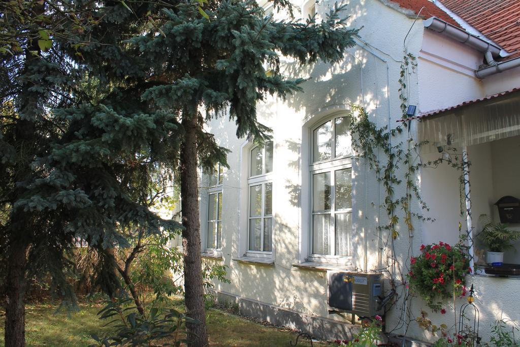 Ferienwohnung "Zur Alten Schule" Neuburxdorf Room photo